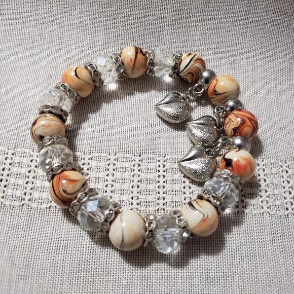 Unique handmade beaded stretch bracelet - Picture 3 of 3